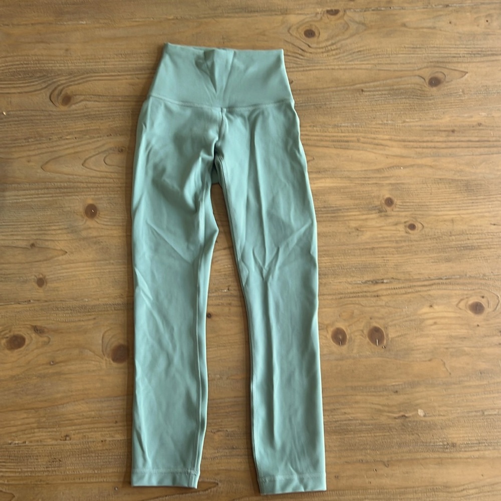 Lululemon leggings size 0